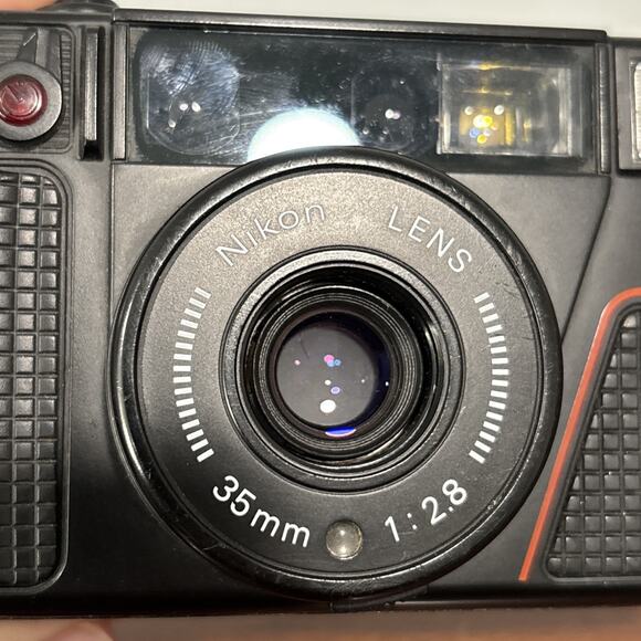 Vintage Nikon One Touch 35mm Film Camera 1:2.8 Lens with Strap - Not Tested - Picture 6 of 7